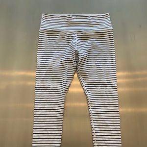Glyder black and white leggings - Size L
